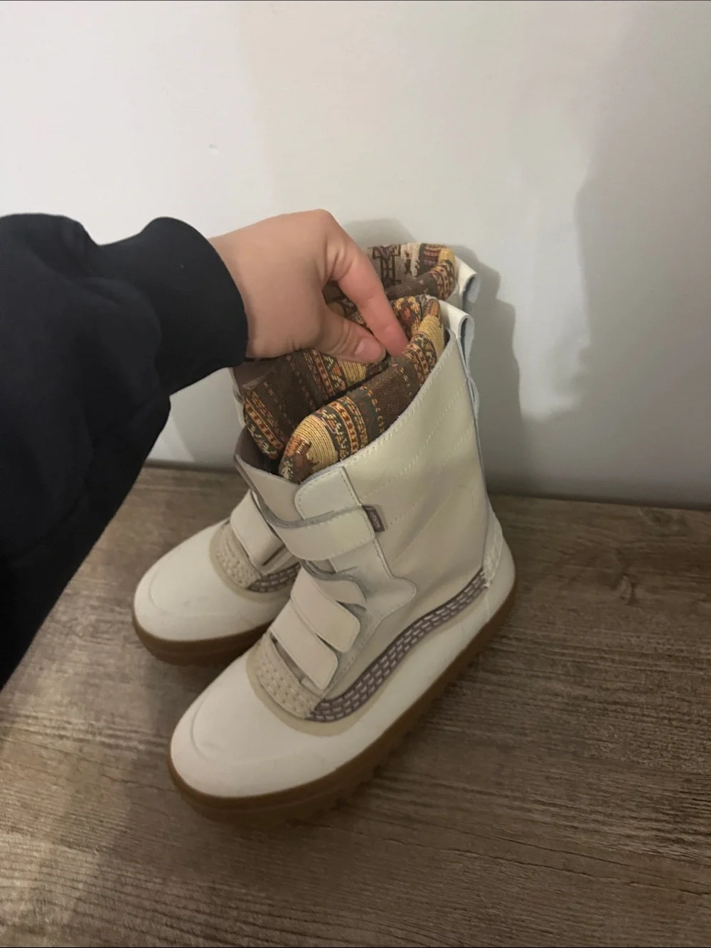 Vans stylish cream